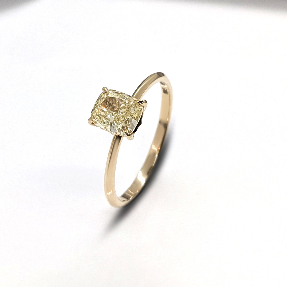 Золотое кольцо с желтым лабораторным бриллиантом "Michelle"