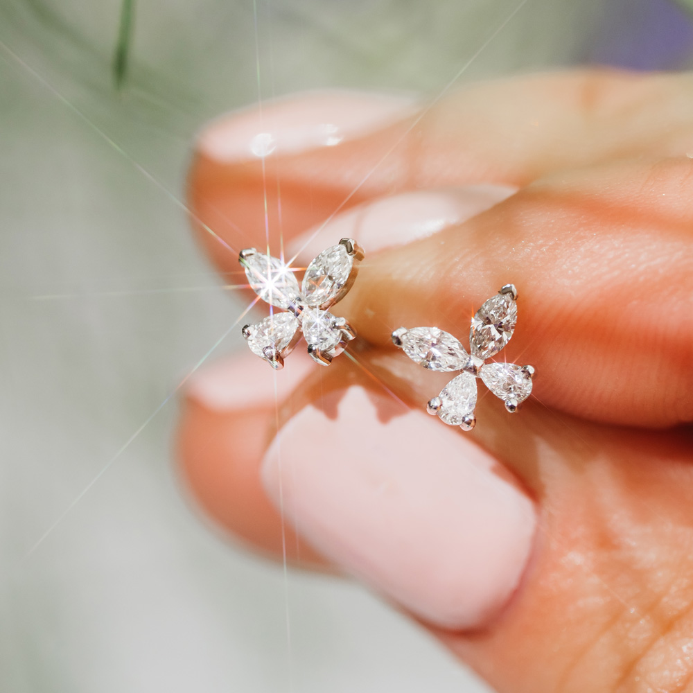 "Papillon" — серьги-бабочки из белого золота с лабораторными бриллиантами" — изображение 2